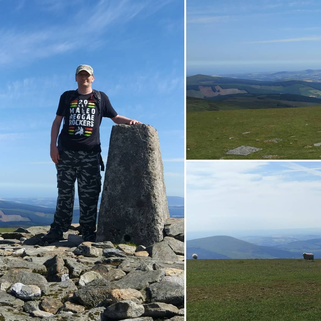 Najwyższy szczyt pasma Wicklow zdobyty :) Dziś w taką pogodę to…