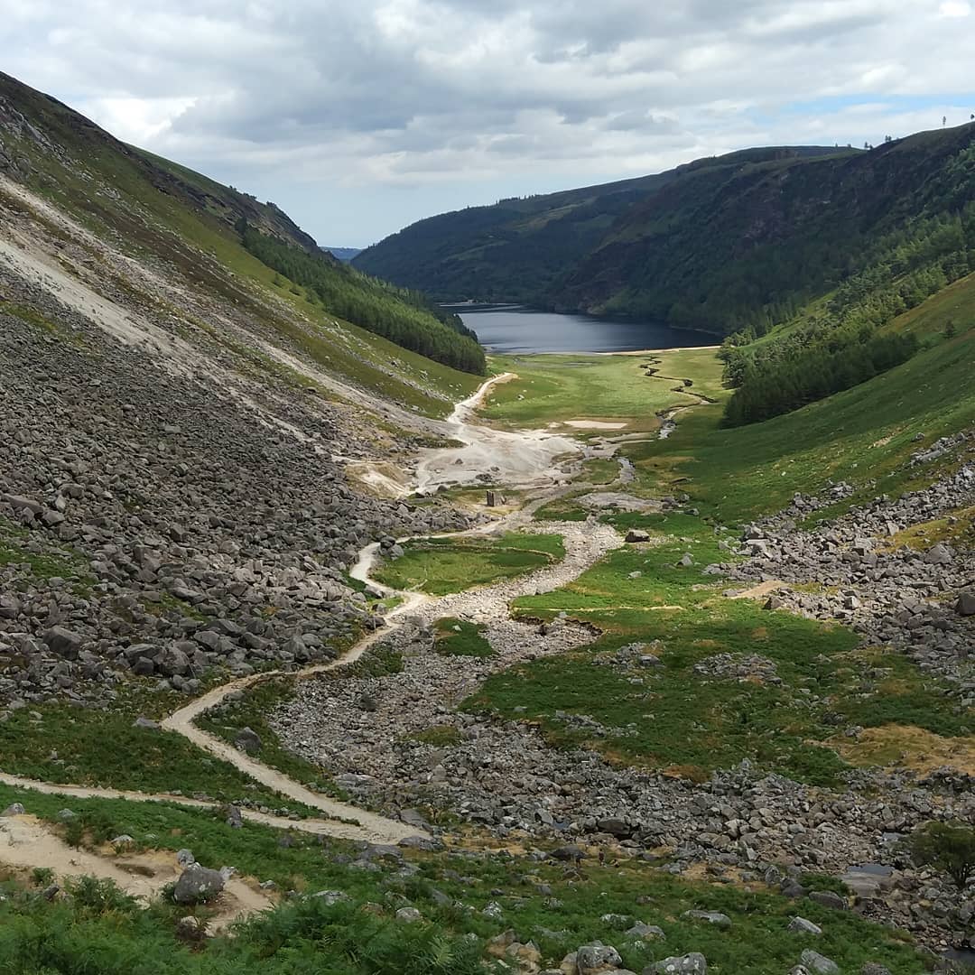 Dolina #Glendalough, widok panoramy. Kolejny weekend górski :)…