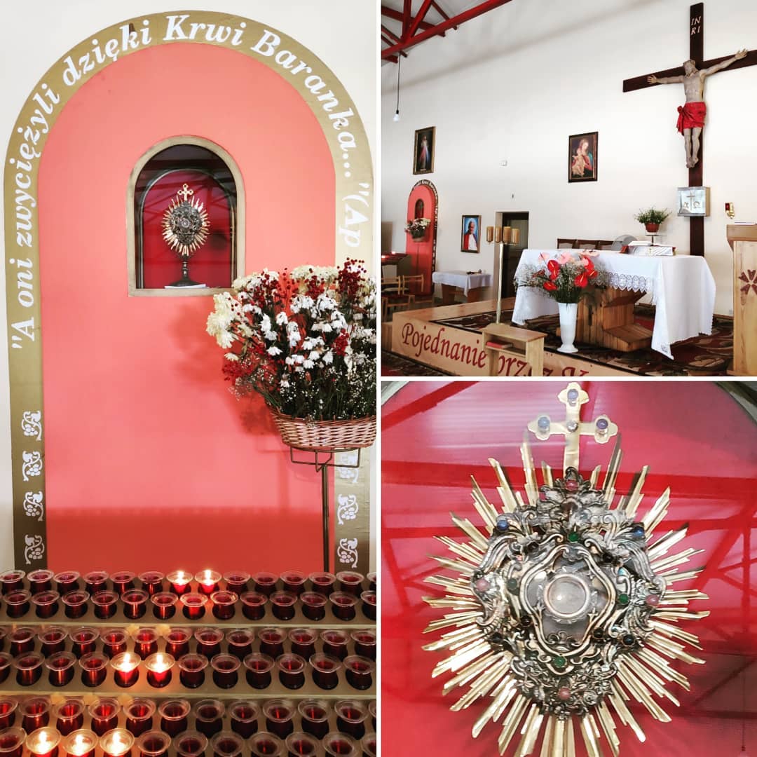 Jestem w Częstochowie (z jakiego powodu o tym jutro) a wizyta rozpoczęła się od pięknego daru. Wizyty i Eucharystii spra