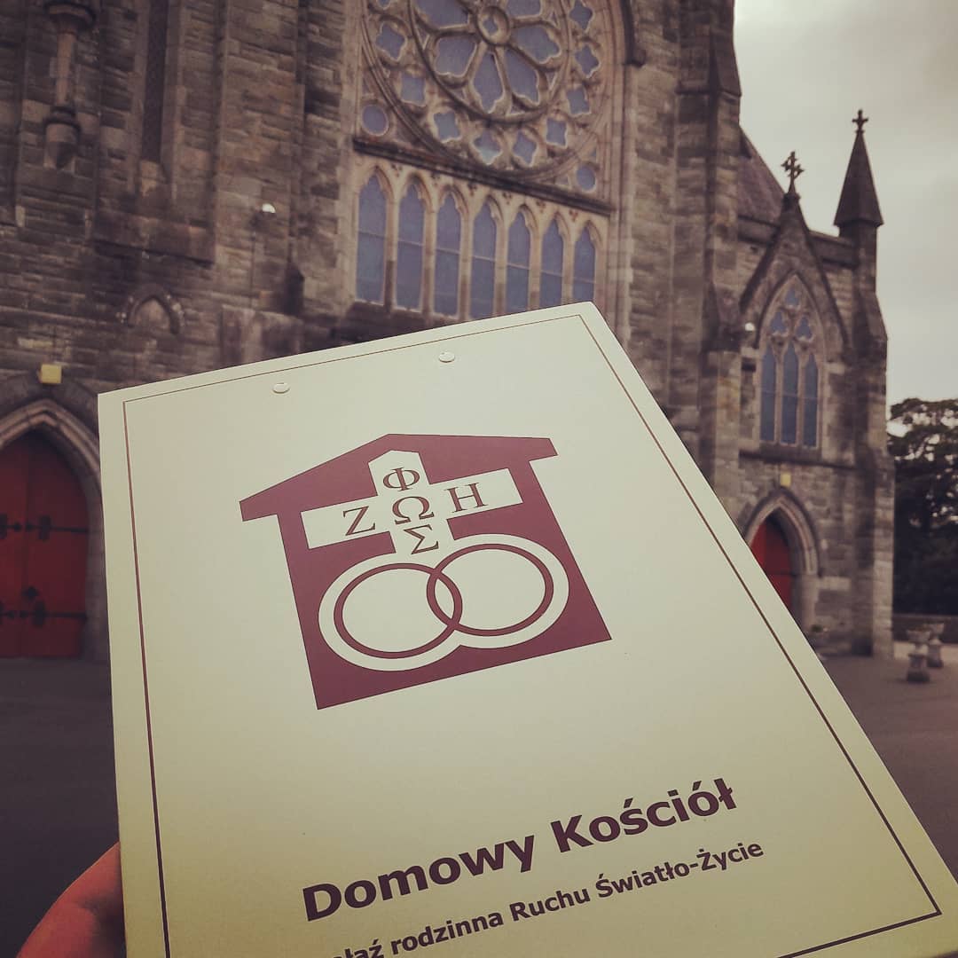 Dzisiejszy dzień upłynie na posłudze wspólnocie rejonu…