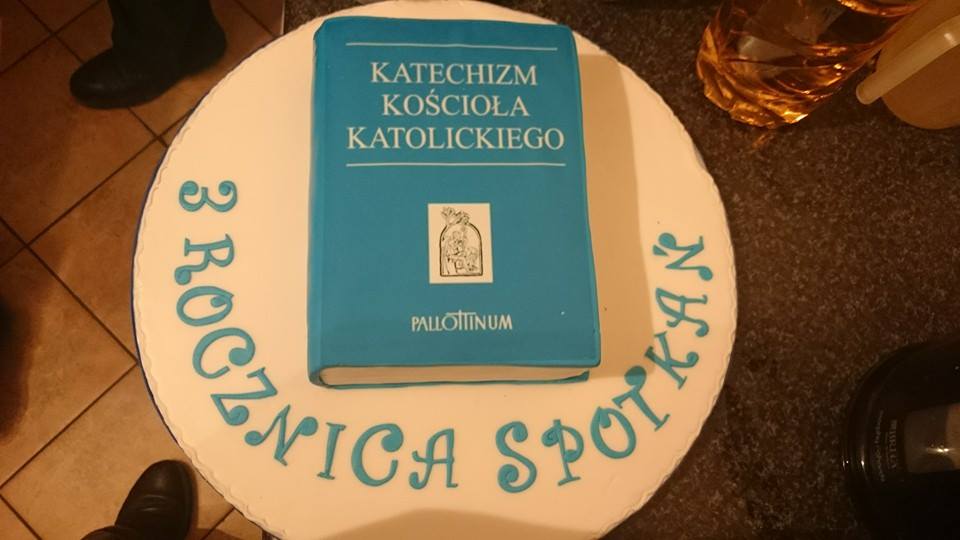A very unique anniversary cake of one my communities :) looking…