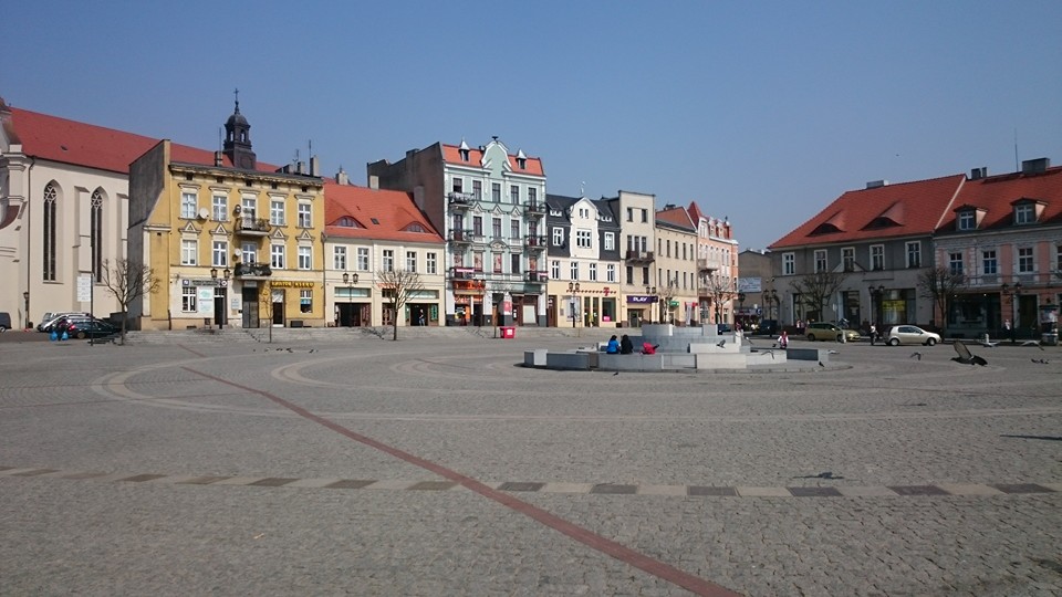 Gniezno w promieniach słońca wygląda na bardzo przyjemne…