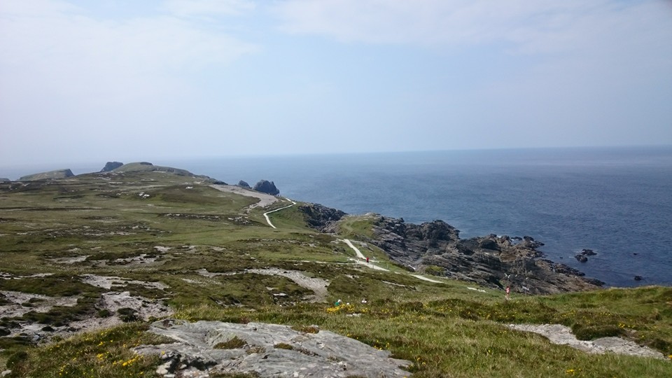 Uprzejmie Państwa informujemy, że bardziej na północ Irlandia…