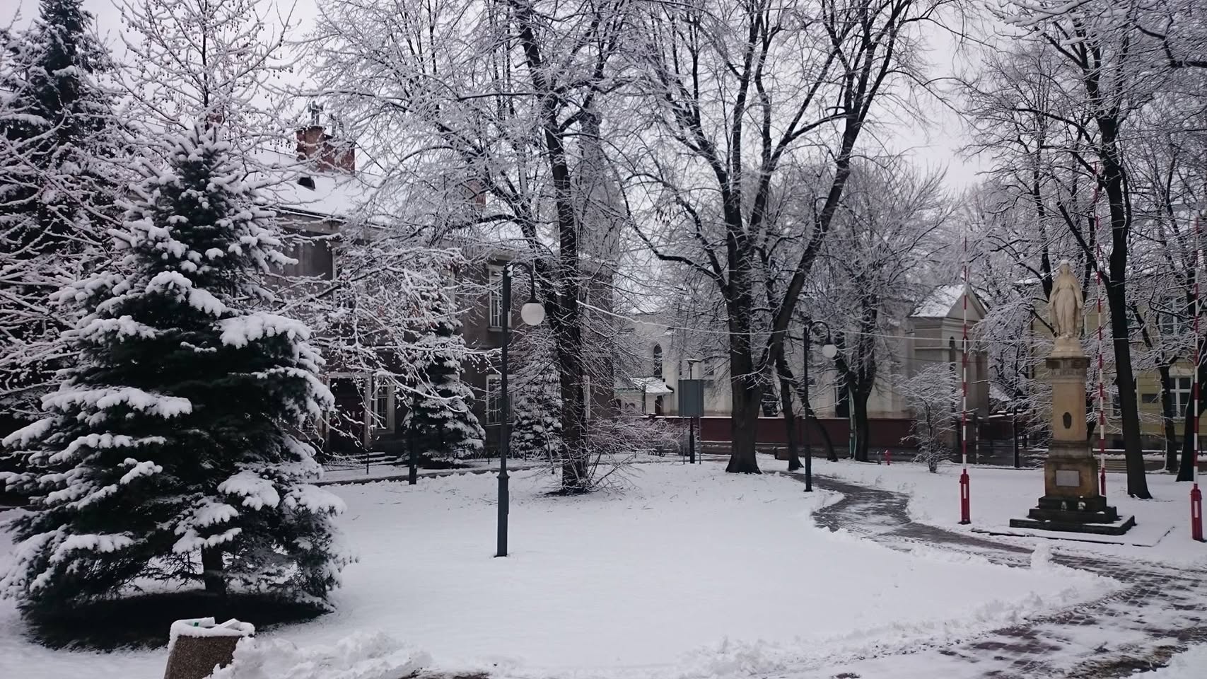 A real snowy winter has become very rare experience in my life…