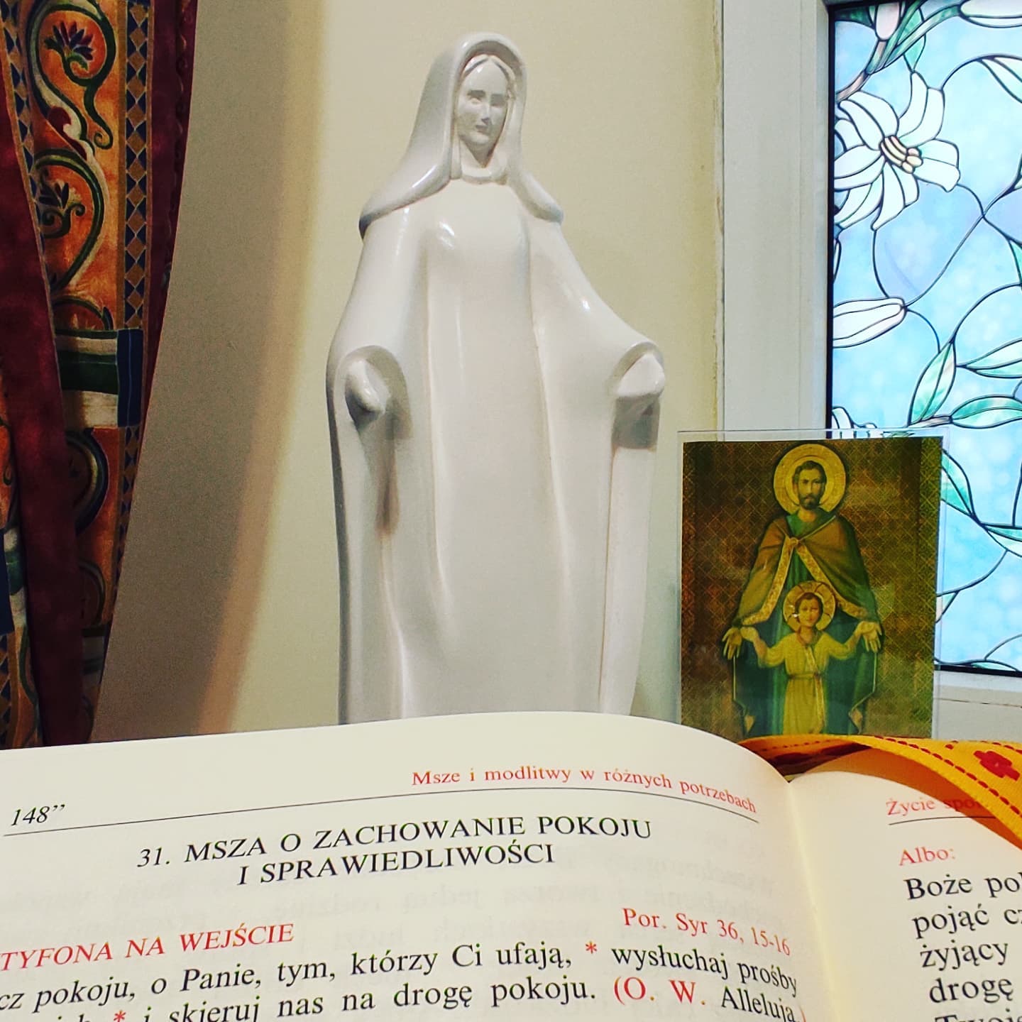 W Godzinie Miłosierdzia dziś w oratorium Eucharystia w jedności…