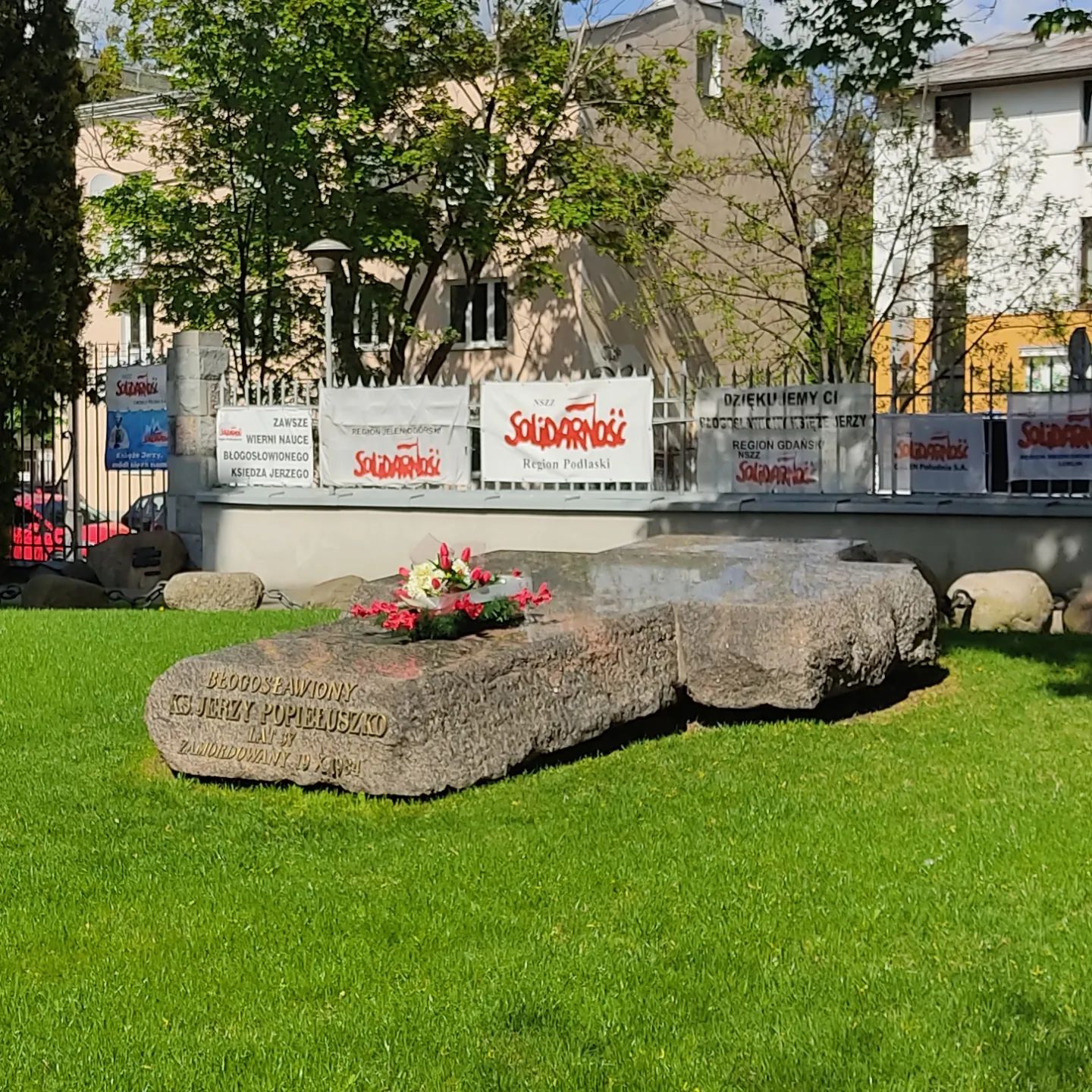 U progu kolejnej rocznicy święceń (już jutro) dobrze spędzić…
